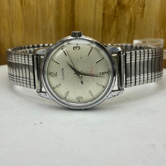 Clinton Men’s Vintage Stainless Steel Expansion Band Watch Silver Dial - Picture 1 of 4